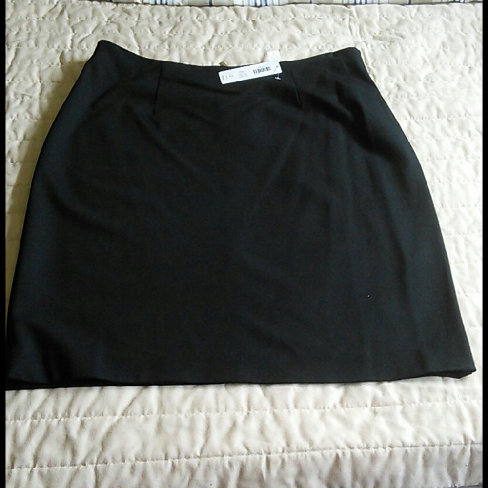 Chico's black skirt